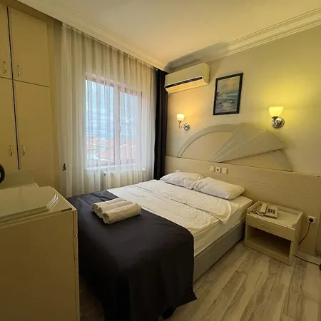 Hotel S çelik Royal *